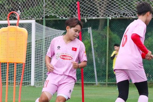 Tuyển thủ nữ Việt Nam bị phạt vi bỏ lỡ cơ hội ghi bàn