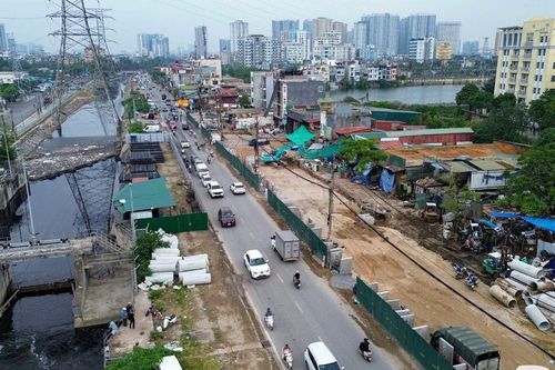 Thi công mở rộng con đường gần 1.000 tỷ đồng/1km tại Hà Nội