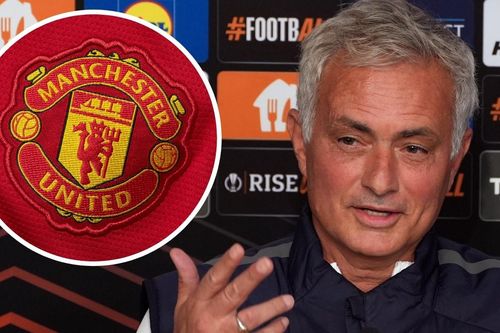 Mourinho hy vọng vô địch Premier League với MU