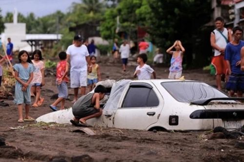 Số người chết tăng cao do bão Trà Mi ở Philippines
