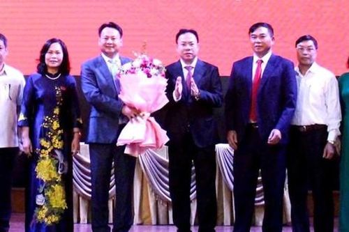 Chỉ định, bầu Trưởng Công an giữ chức Phó Bí thư, Chủ tịch UBND thành phố