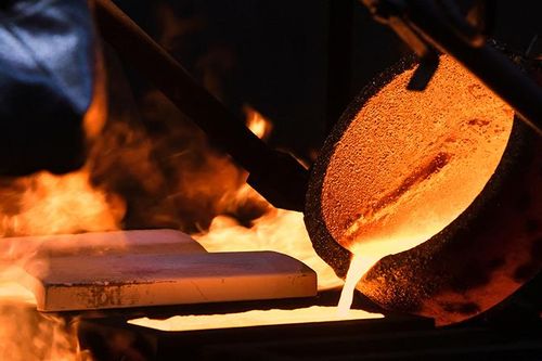 Đà phục hồi của giá quặng sắt gặp nhiều thách thức trong dài hạn