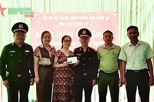 Nghệ An: Đồn Biên phòng Tri Lễ tặng Nhà đồng đội