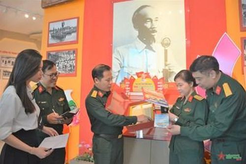 Gần 1,2 triệu bài thi tìm hiểu 80 năm Ngày truyền thống Tổng cục Chính trị