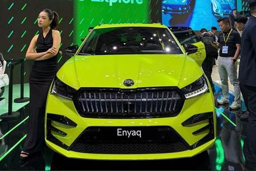 Cận cảnh Skoda Enyaq iV chạy 500km/ lần sạc