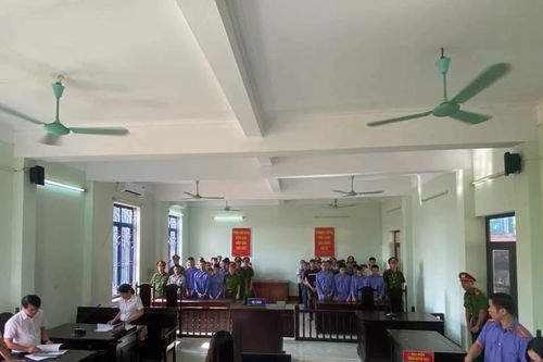 Phú Thọ xét xử 12 bị cáo chưa thành niên về tội Cố ý gây thương tích