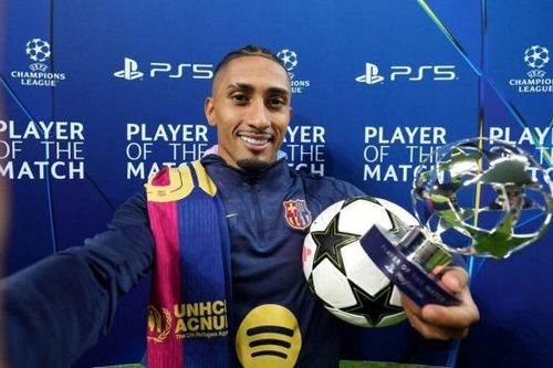 Lập hat-trick trước Bayern Munich, Raphinha đi vào lịch sử