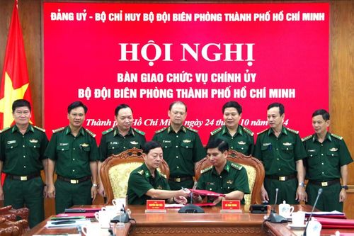 Đại tá Đỗ Vĩnh Thăng giữ chức vụ Chính ủy BĐBP thành phố Hồ Chí Minh