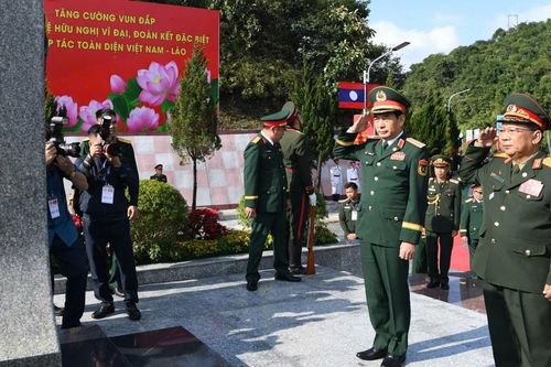Giao lưu hữu nghị Quốc phòng biên giới Việt Nam - Lào: Thúc đẩy hợp tác thực chất giữa lực lượng bảo vệ biên giới hai nước