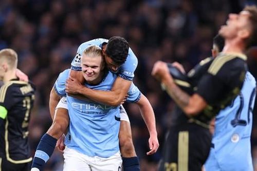 Pep Guardiola ca ngợi tuyệt phẩm của Erling Haaland là không tưởng