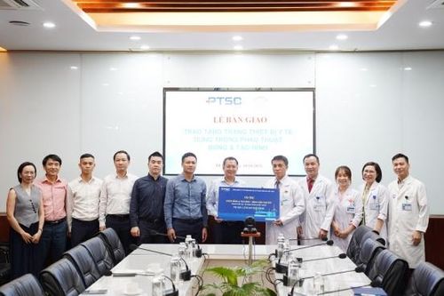 PTSC trao tặng trang thiết bị y tế cho Bệnh viện Chợ Rẫy