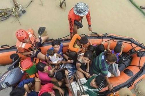Hình ảnh Philippines sau khi bão Trami tràn qua khiến hơn 2 triệu người bị ảnh hưởng