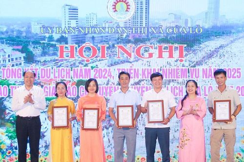 Trao giải Cuộc thi báo chí tuyên truyền về du lịch Cửa Lò năm 2024