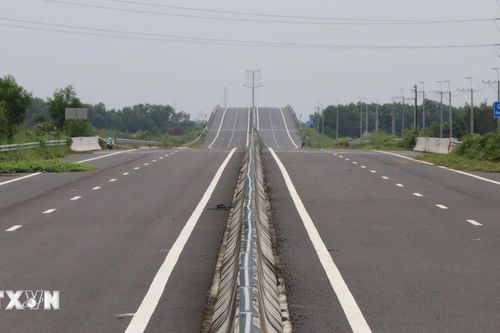 Cao tốc Bến Lức-Long Thành nhánh phía Đông sẽ đưa vào khai thác tháng 11 tới