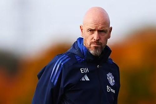 HLV Erik ten Hag nói gì khi đụng độ với Jose Mourinho?