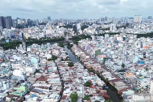 Tp.HCM dự kiến di dời hơn 6.900 căn nhà ven kênh rạch