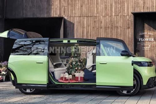 MPV công suất 415 mã lực, nội thất độc đáo, giá hơn 920 triệu đồng