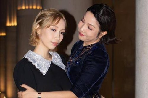 Con gái diva Mỹ Linh 'tiếp bước' vinh dự 19 năm trước của mẹ
