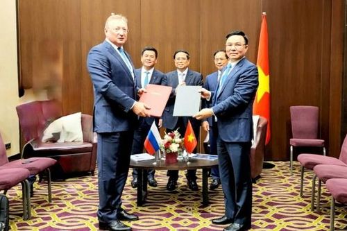 Tập đoàn Dầu khí Việt Nam ký hợp tác về năng lượng với Tập đoàn Zarubezhneft của Nga