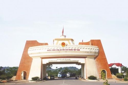 Thúc đẩy thương mại biên giới, tăng cường quan hệ thương mại Việt Nam - Lào