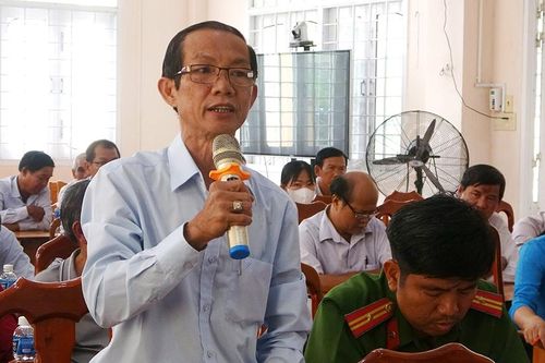 Đoàn đại biểu HĐND 3 cấp huyện Tri Tôn tiếp xúc cử tri xã Tà Đảnh
