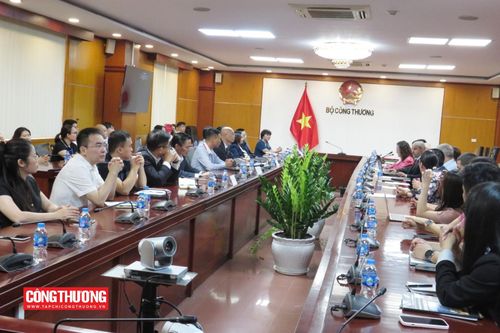 Kết nối, thúc đẩy hợp tác thương mại, đầu tư giữa các doanh nghiệp Việt Nam và Ả Rập