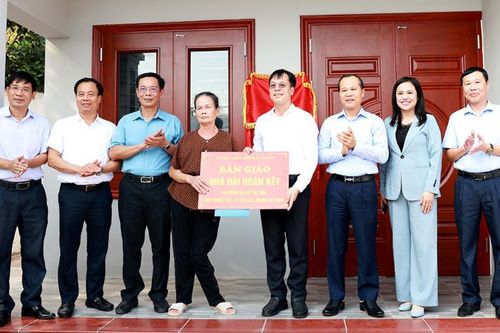 Sở Xây dựng Bắc Giang: Khánh thành và bàn giao nhà đại đoàn kết tại huyện Lục Nam