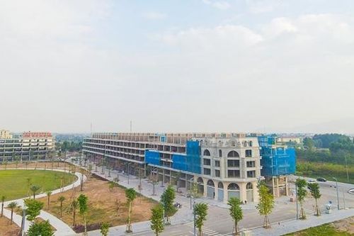 Bắc Giang: Nâng cao chất lượng quy hoạch, tạo quỹ đất, xây dựng cơ sở hạ tầng để đẩy mạnh phát triển dịch vụ