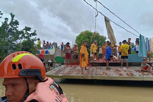 Bão Trà Mi tàn phá Philippines khiến ít nhất 26 người chết