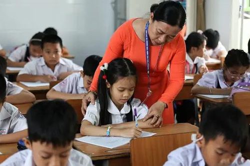 Bỏ đề xuất miễn học phí cho con giáo viên