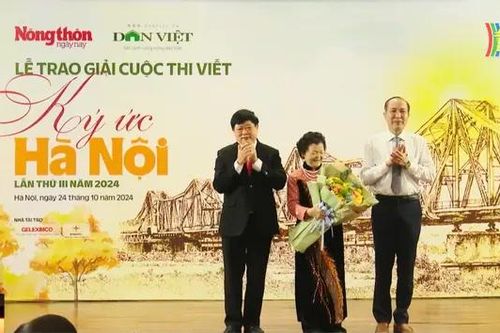 Trao giải cuộc thi viết Ký ức Hà Nội lần thứ III