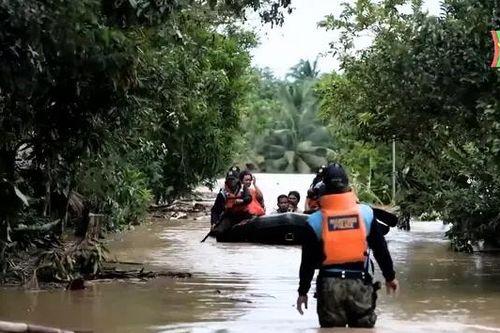 Bão Trà Mi đổ bộ Philippines, ít nhất 24 người thiệt mạng