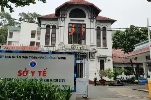 TP.HCM: 184 DNTN sử dụng cụm từ 'bệnh viện' gây nhầm lẫn