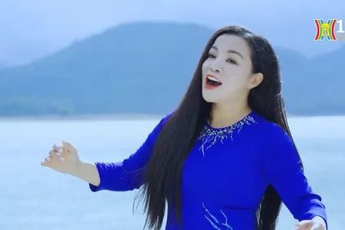NSƯT Tố Nga hát về quê hương qua 'Tình ta Hà Tĩnh'
