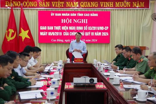 Chủ tịch UBND tỉnh Hoàng Xuân Ánh chủ trì hội nghị giao ban thực hiện Nghị định số 03