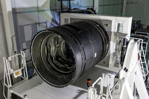 Máy ảnh kỹ thuật số lớn nhất thế giới - Bước đột phá của thiên văn học