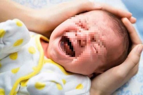 Tiêu chảy cấp ở trẻ sơ sinh, không được chủ quan