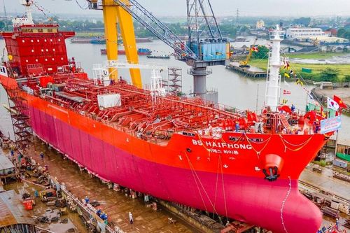 Thúc đẩy công nghiệp đóng tàu