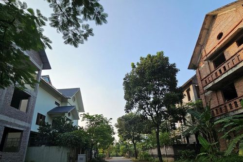 Hà Nội: Người dân ở biệt thự tiền tỷ vẫn phải dùng nước giếng khoan