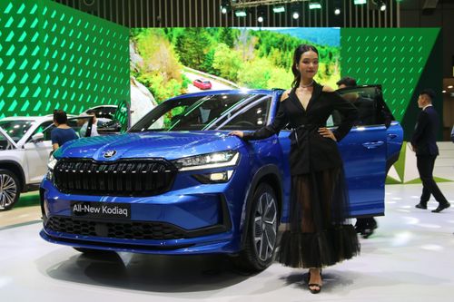 Skoda Kodiaq thế hệ mới chưa chốt giá, có bản thể thao 5 chỗ ngồi