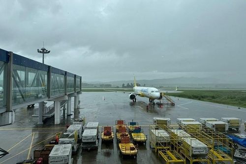 4 sân bay miền Trung bị ảnh hưởng bởi bão Trà Mi