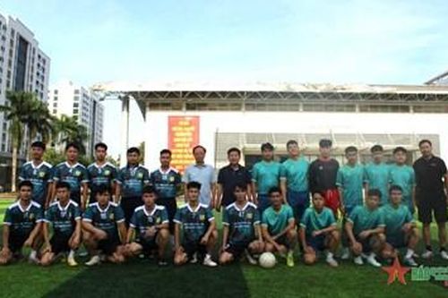 Giao hữu bóng đá nhân kỷ niệm 73 năm Ngày truyền thống Học viện Chính trị