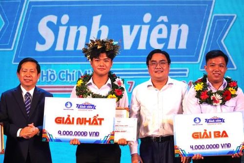 Đỗ Hoài Nam trở thành Quán quân Hội thi 'Thủ lĩnh sinh viên TP. HCM lần thứ 7, năm 2024'