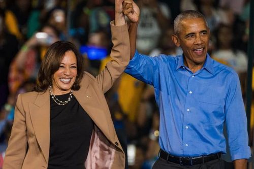 Dàn nhân vật đình đám giúp bà Kamala Harris trong chặng nước rút