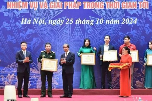 Một đất nước trọng học và hiếu học cần thể hiện ở những ngôi trường khang trang
