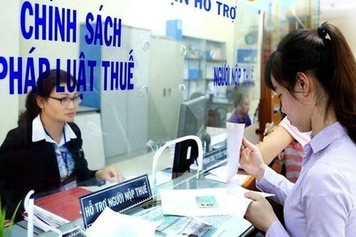 Chính phủ yêu cầu nghiên cứu miễn, giảm, gia hạn thuế, phí, lệ phí để tháo gỡ khó khăn cho người dân, doanh nghiệp