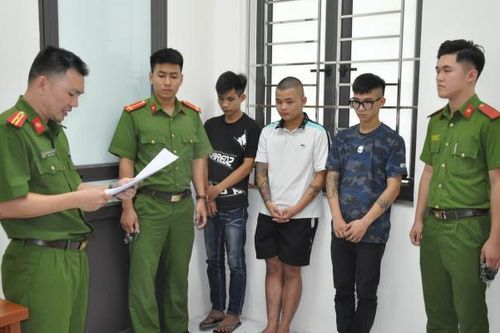 Hải Dương: Tạm giam 6 đối tượng mang hung khí cướp tài sản của người đi đường