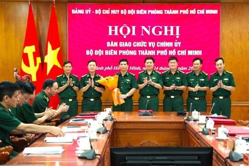 Bản tin 8H: Đại tá Đỗ Vĩnh Thăng làm Chính ủy Bộ đội biên phòng TPHCM