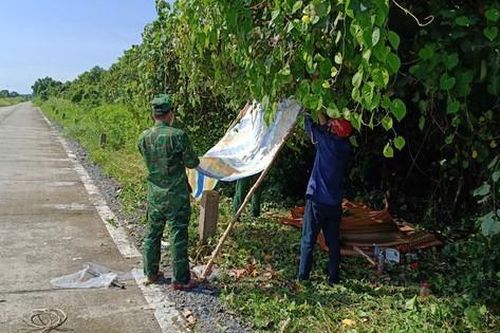 Phát hiện thi thể ngư phủ dạt vào đê biển ở Cà Mau