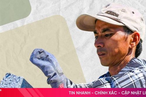 Đôi tay 'kỳ diệu' của người đàn ông khuyết tật